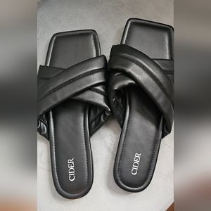 Woman's Flat Sandals